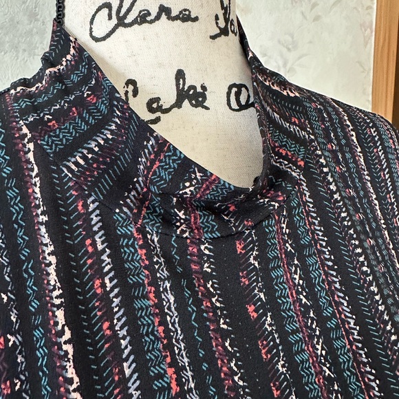 BCBG Generation A - Line Dress Size L .Multicolor. - Picture 6 of 11